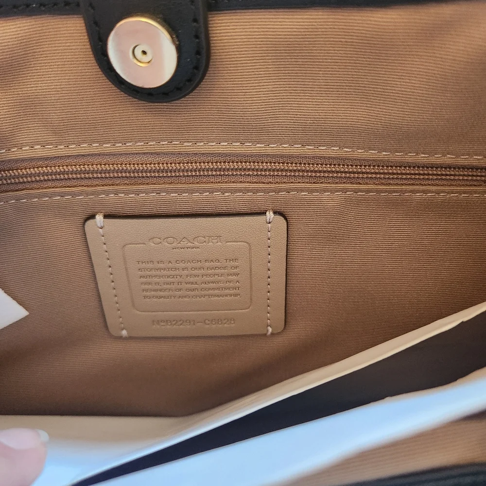 Coach Kristy Shoulder Bag In Colorblock Chalk, Black, and Taupe C6828 NWOT - Picture 10 of 12